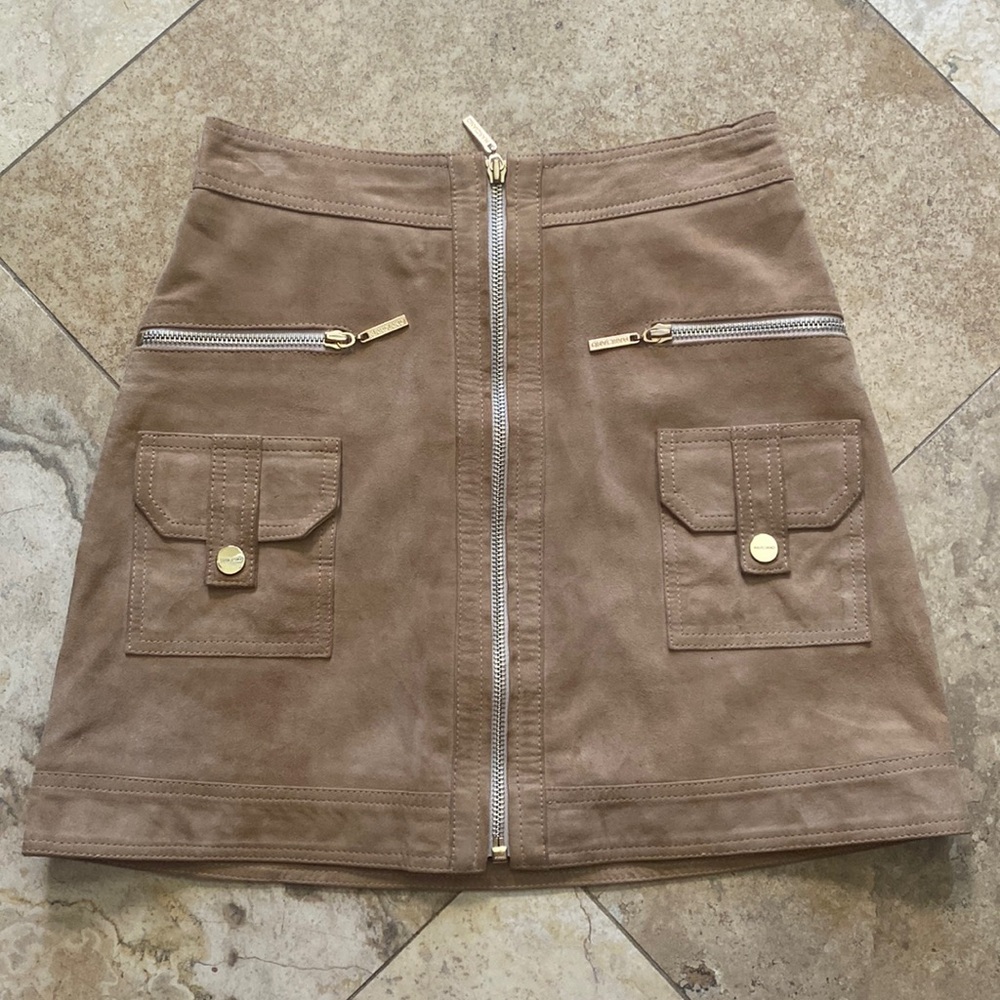 Marciano suede zipped Guess leather tan skirt hood hardware detail size 0